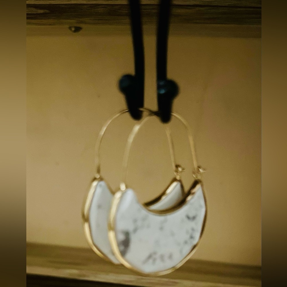 White Howlite Round Hoop Marble and gold Earrings Hoops by Minor Metal. - Picture 6 of 8